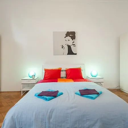 Na Smetance Hostel *