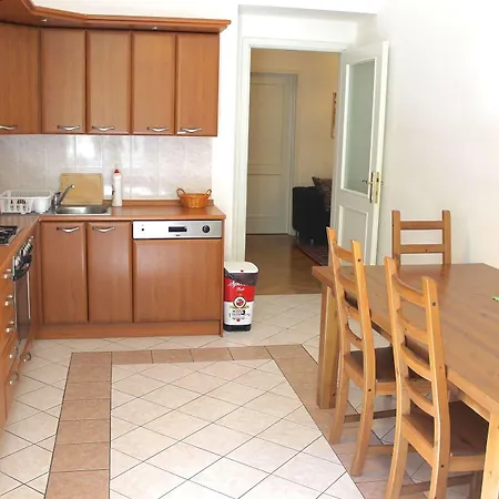 Na Smetance Hostel