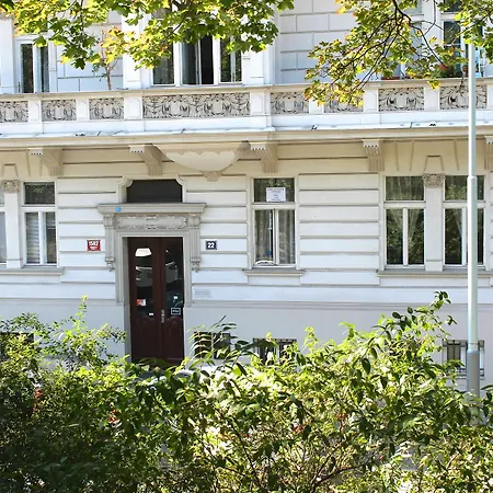 Na Smetance Hostel Prague