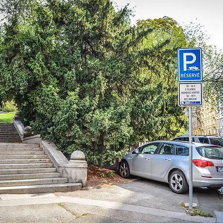 Hostel Na Smetance Praga